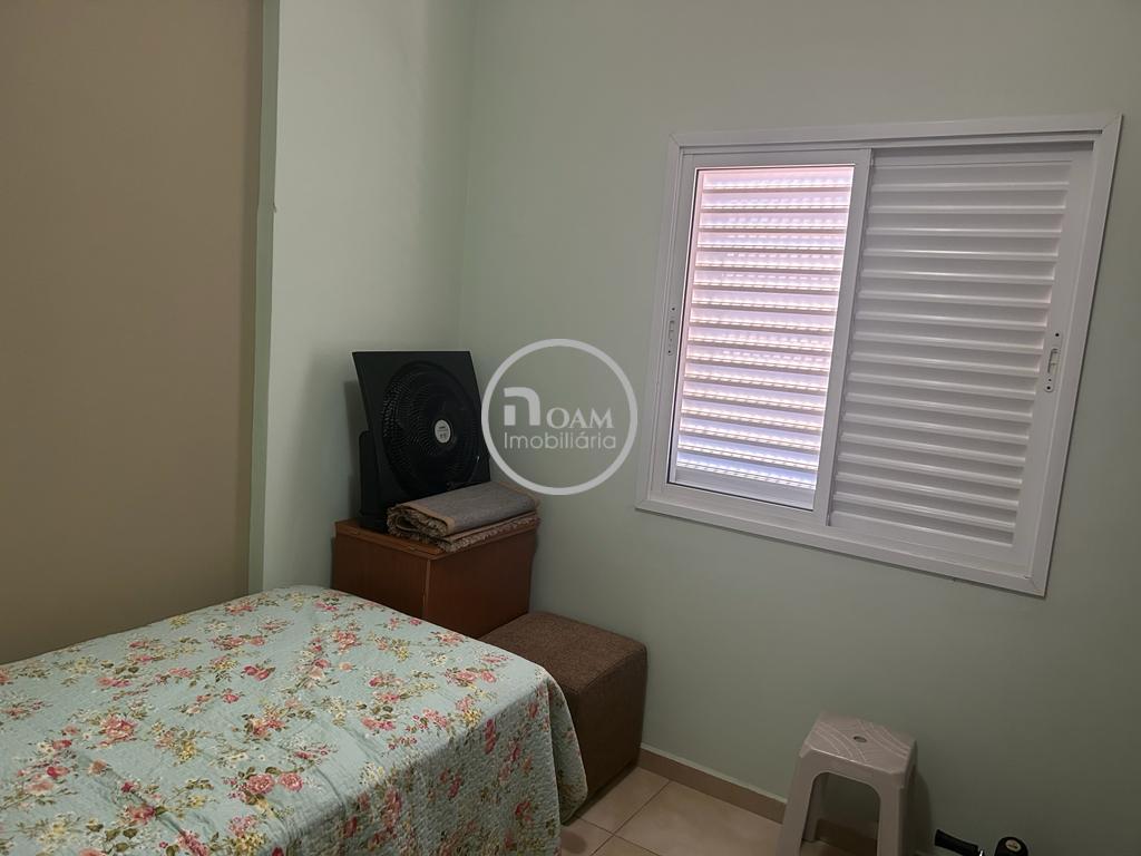 Apartamento para alugar com 3 quartos, 95m² - Foto 12