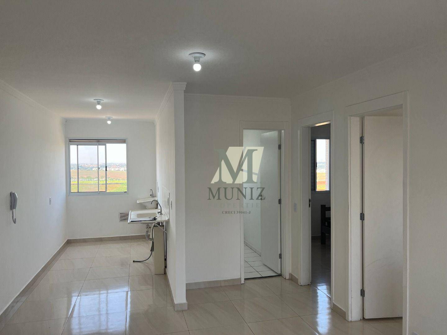 Apartamento à venda com 2 quartos, 49m² - Foto 2