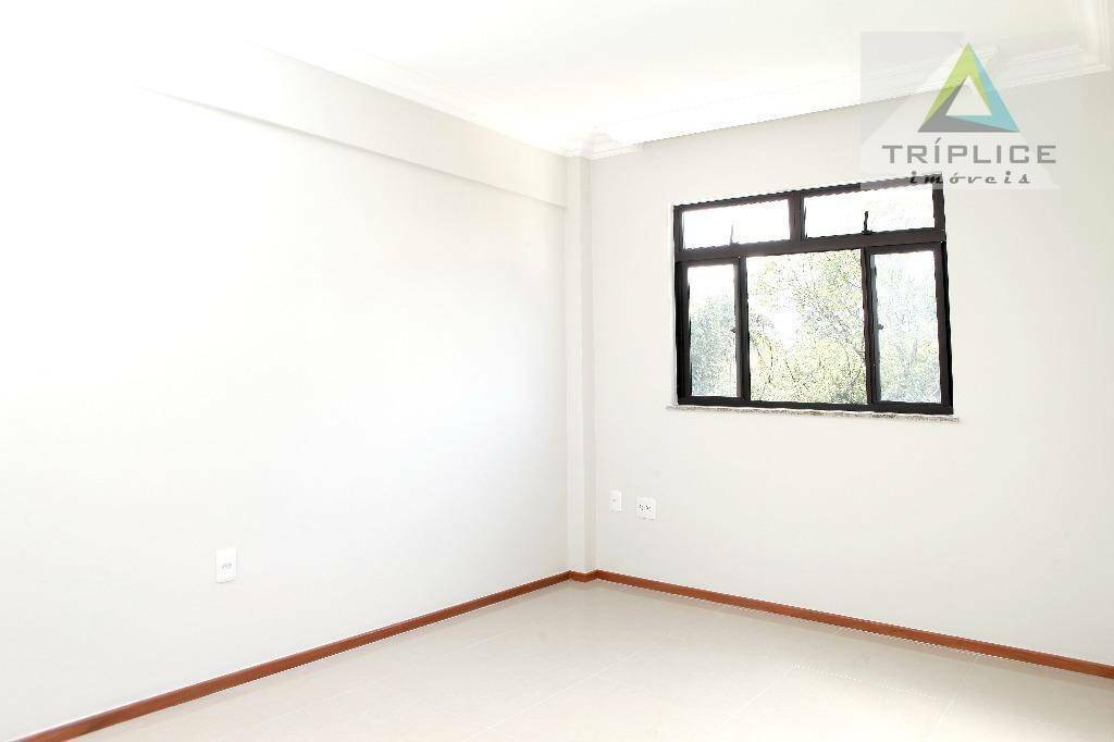 Apartamento à venda com 2 quartos, 75m² - Foto 7