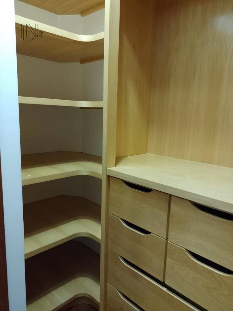 Apartamento à venda com 3 quartos, 137m² - Foto 15