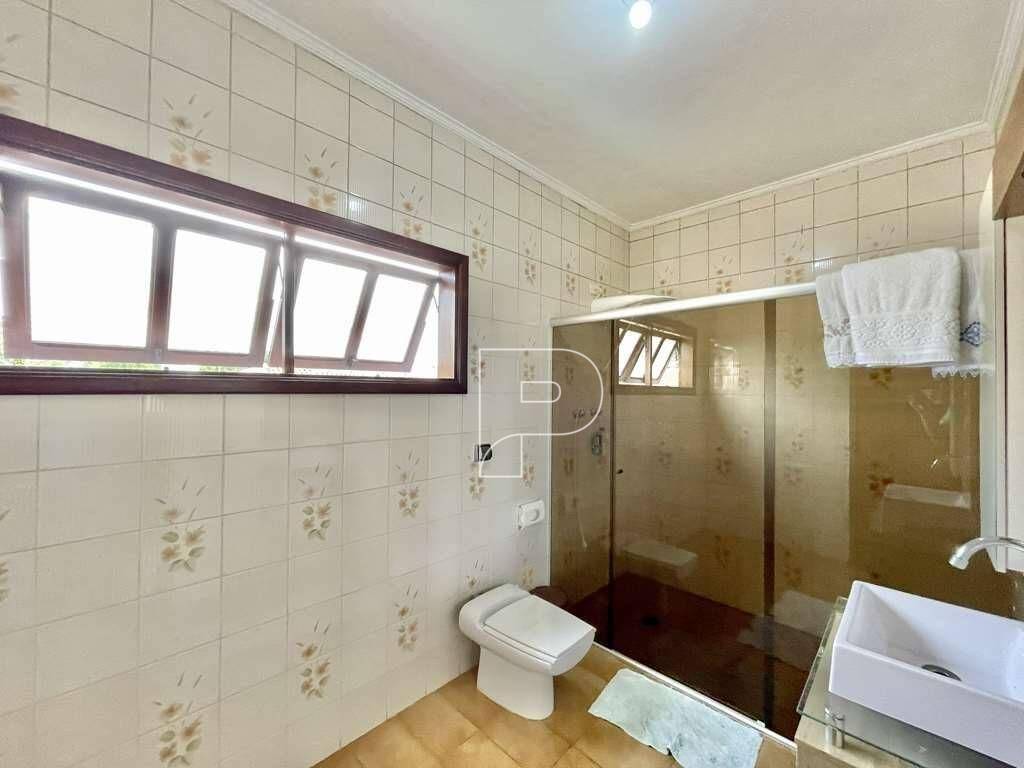 Casa de Condomínio à venda com 4 quartos, 350m² - Foto 33