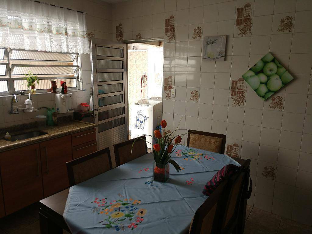 Sobrado à venda com 4 quartos, 200m² - Foto 18