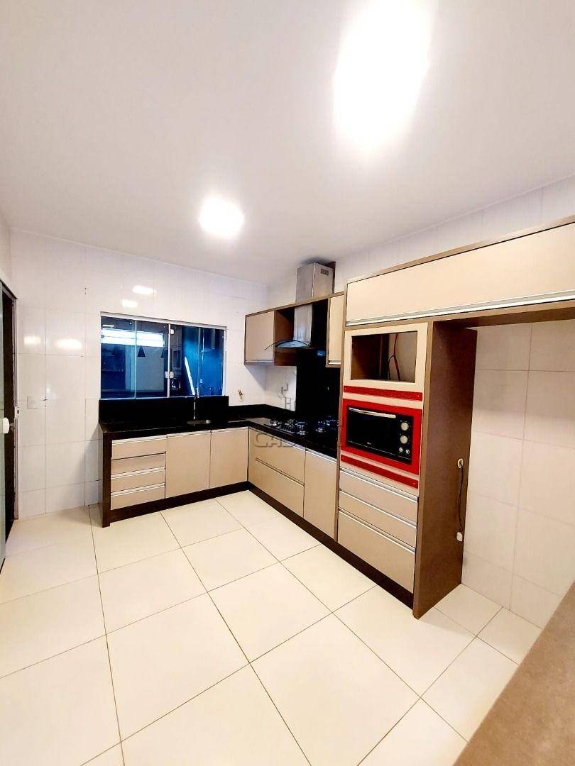 Casa, 3 quartos, 206 m² - Foto 23