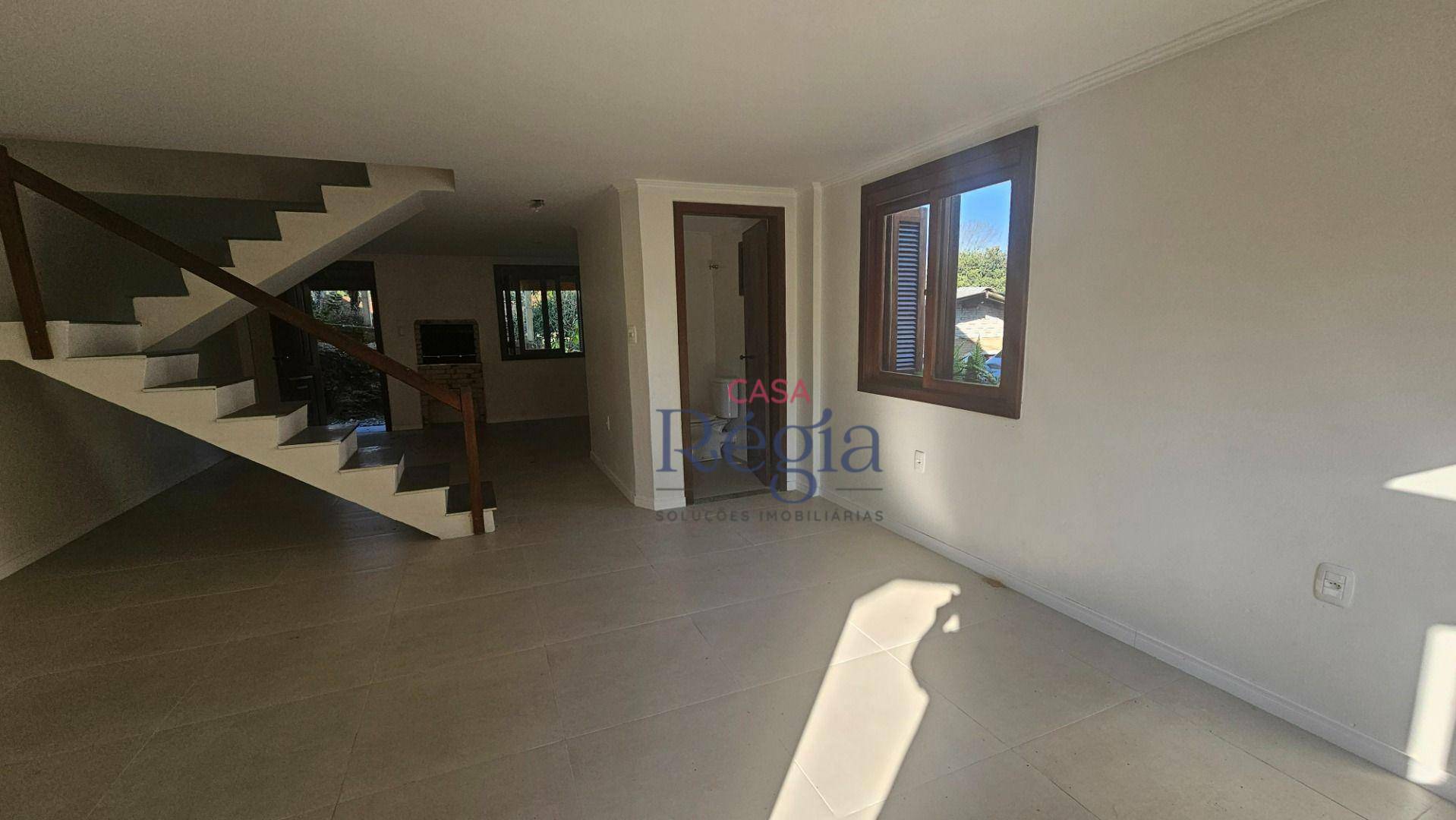 Casa de Condomínio à venda e aluguel com 4 quartos, 178m² - Foto 1