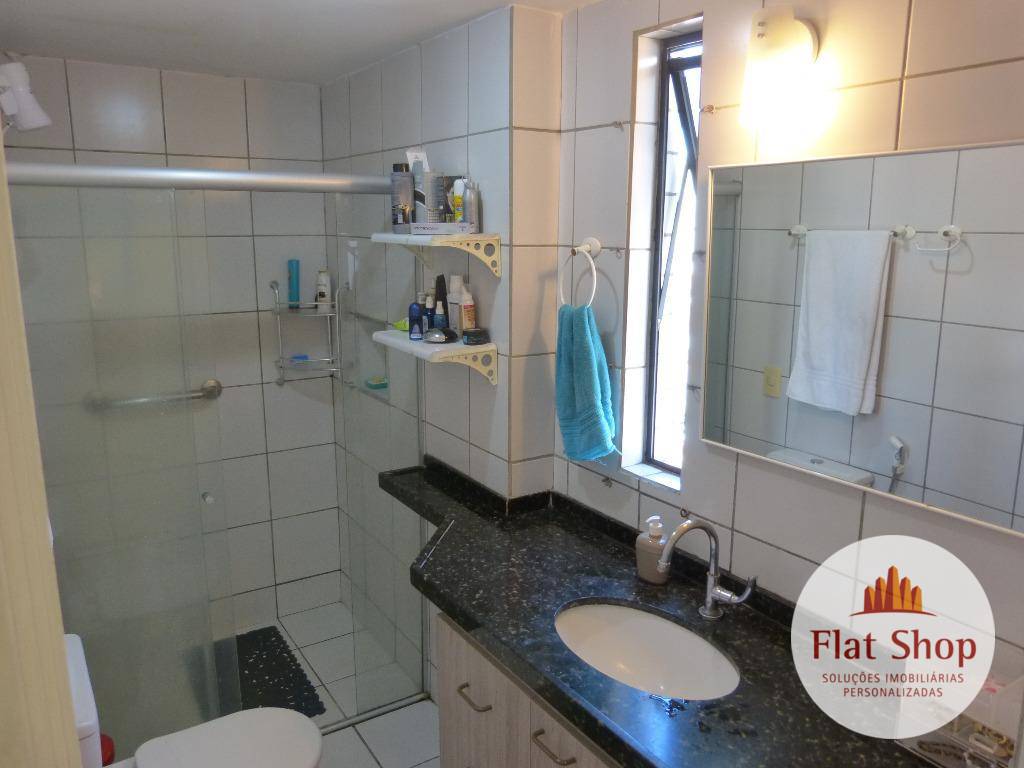 Apartamento à venda com 3 quartos, 135m² - Foto 29