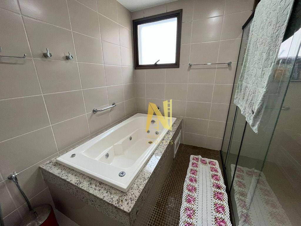 Apartamento à venda com 3 quartos, 165m² - Foto 19