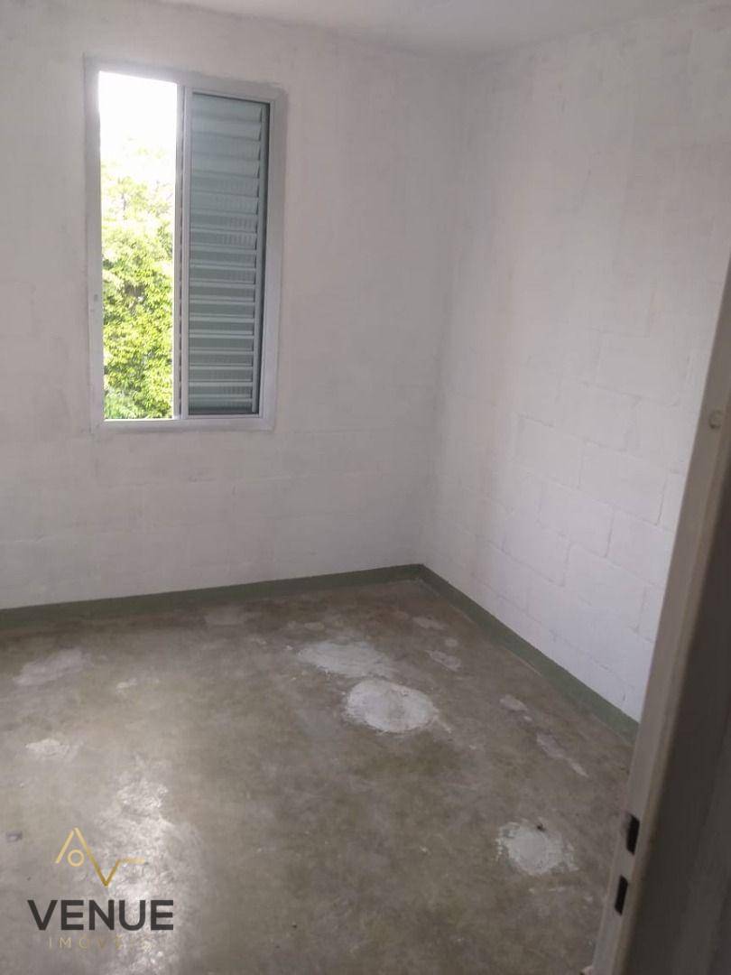 Apartamento à venda com 2 quartos, 56m² - Foto 2