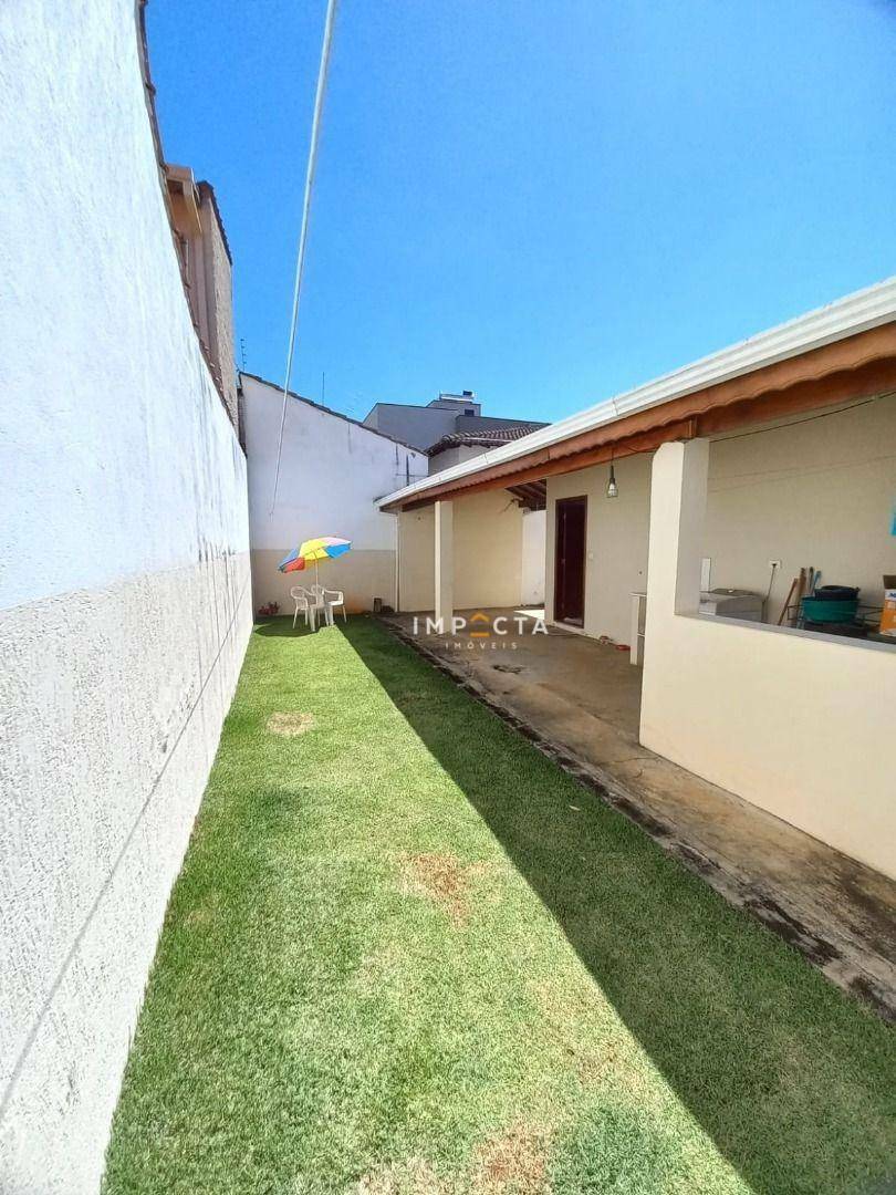 Casa à venda com 3 quartos, 159m² - Foto 18