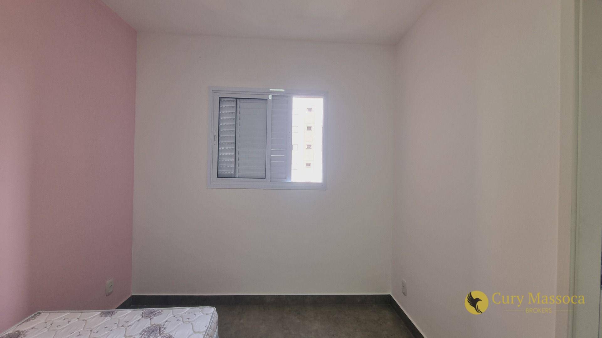 Apartamento para alugar com 2 quartos, 75m² - Foto 17