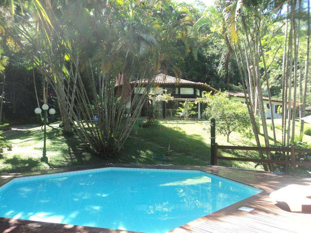 Casa de Condomínio à venda com 5 quartos, 273m² - Foto 44