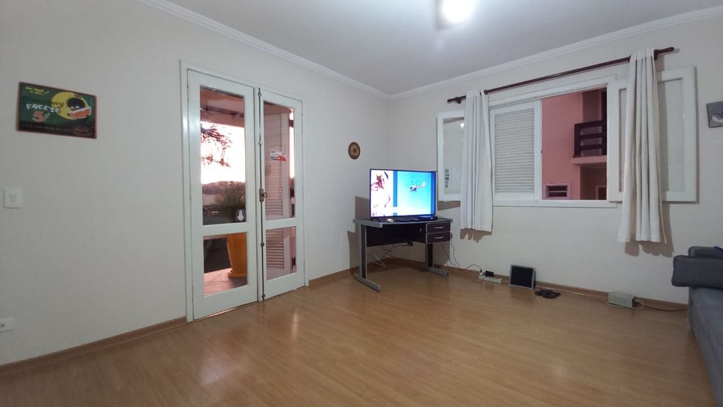 Casa de Condomínio à venda com 4 quartos, 350m² - Foto 13