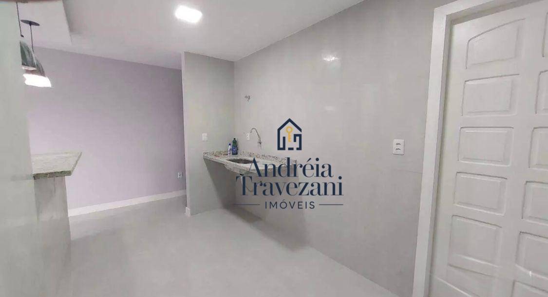 Casa à venda com 2 quartos, 66m² - Foto 6