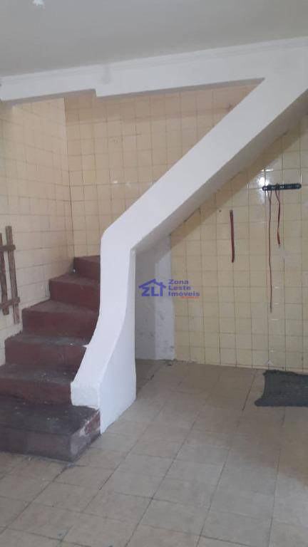 Casa à venda com 4 quartos, 200m² - Foto 16