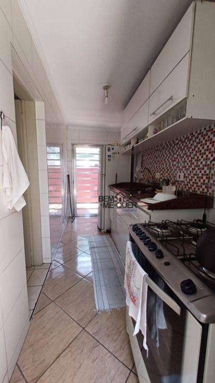 Casa à venda e aluguel com 3 quartos, 178m² - Foto 17