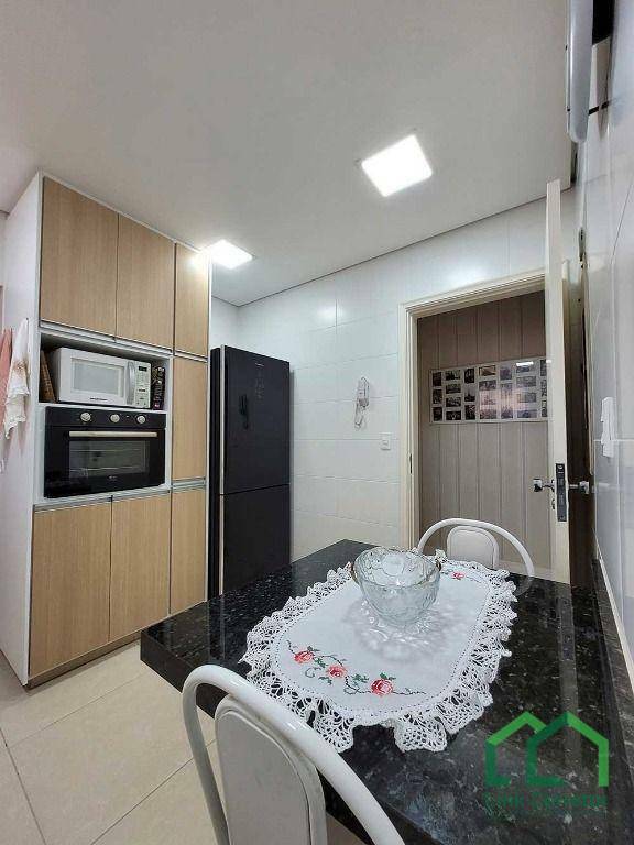 Apartamento à venda com 4 quartos, 106m² - Foto 7