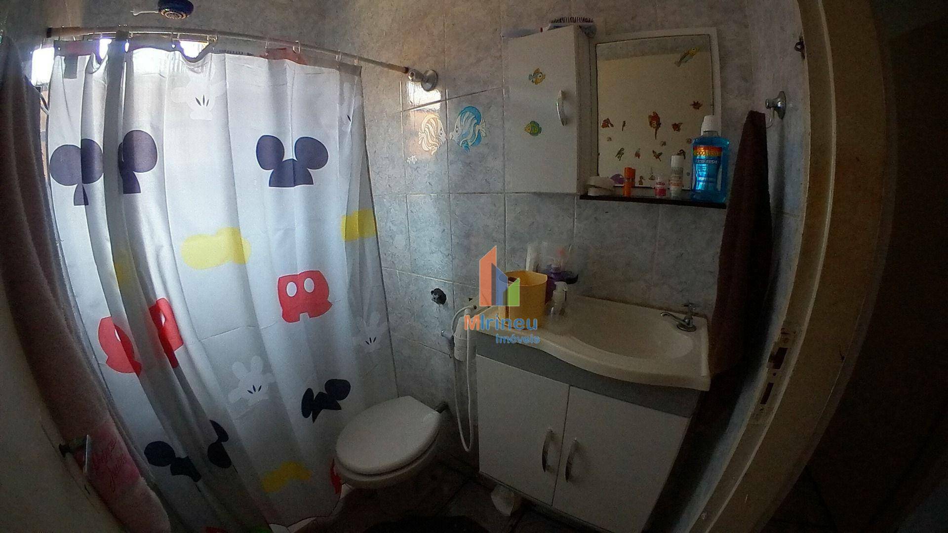 Casa à venda com 3 quartos, 200m² - Foto 8