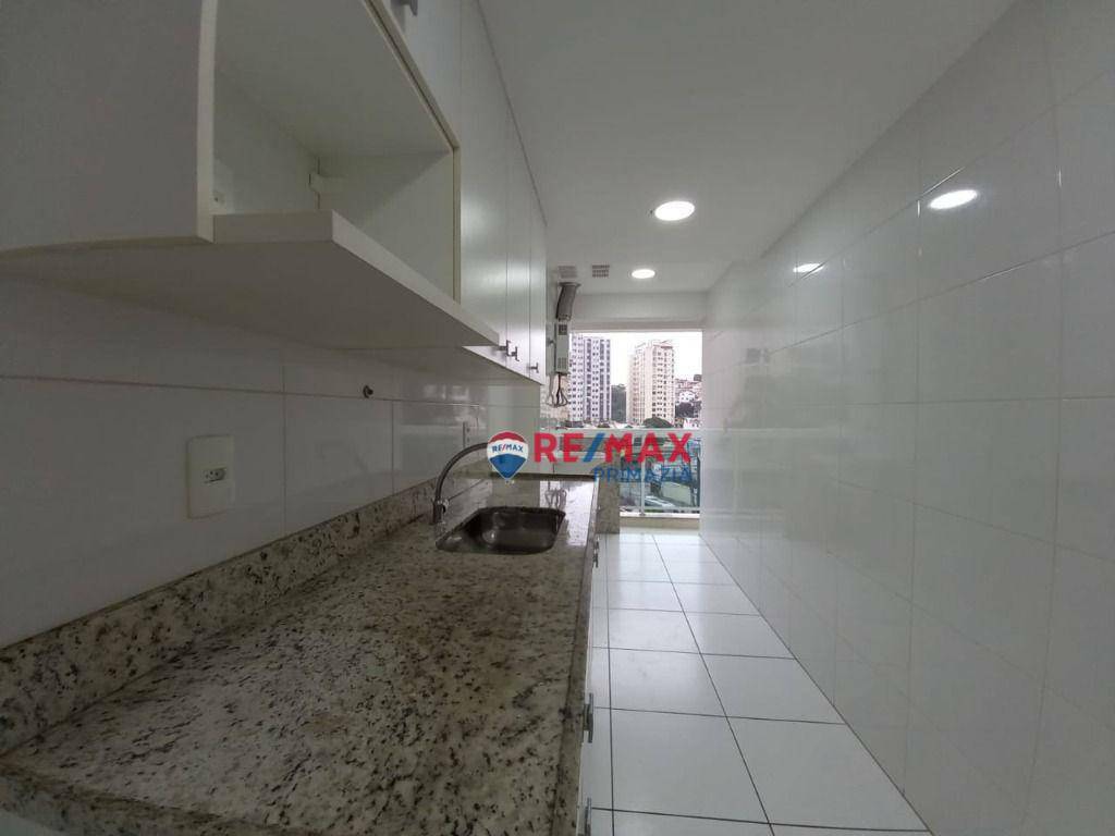 Apartamento para alugar com 3 quartos, 78m² - Foto 8