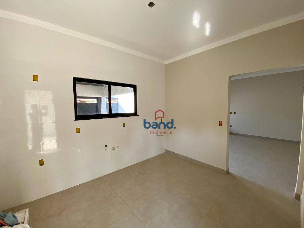 Casa à venda com 3 quartos, 210m² - Foto 6