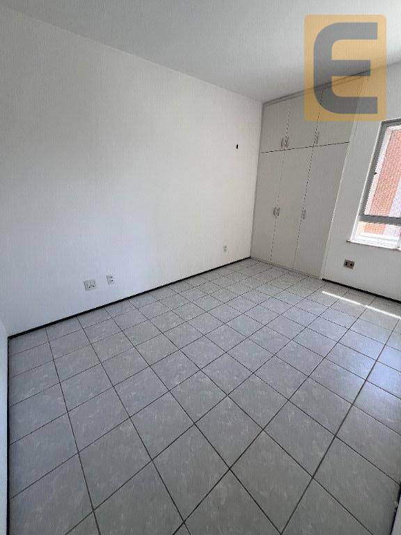 Apartamento à venda com 3 quartos, 126m² - Foto 17