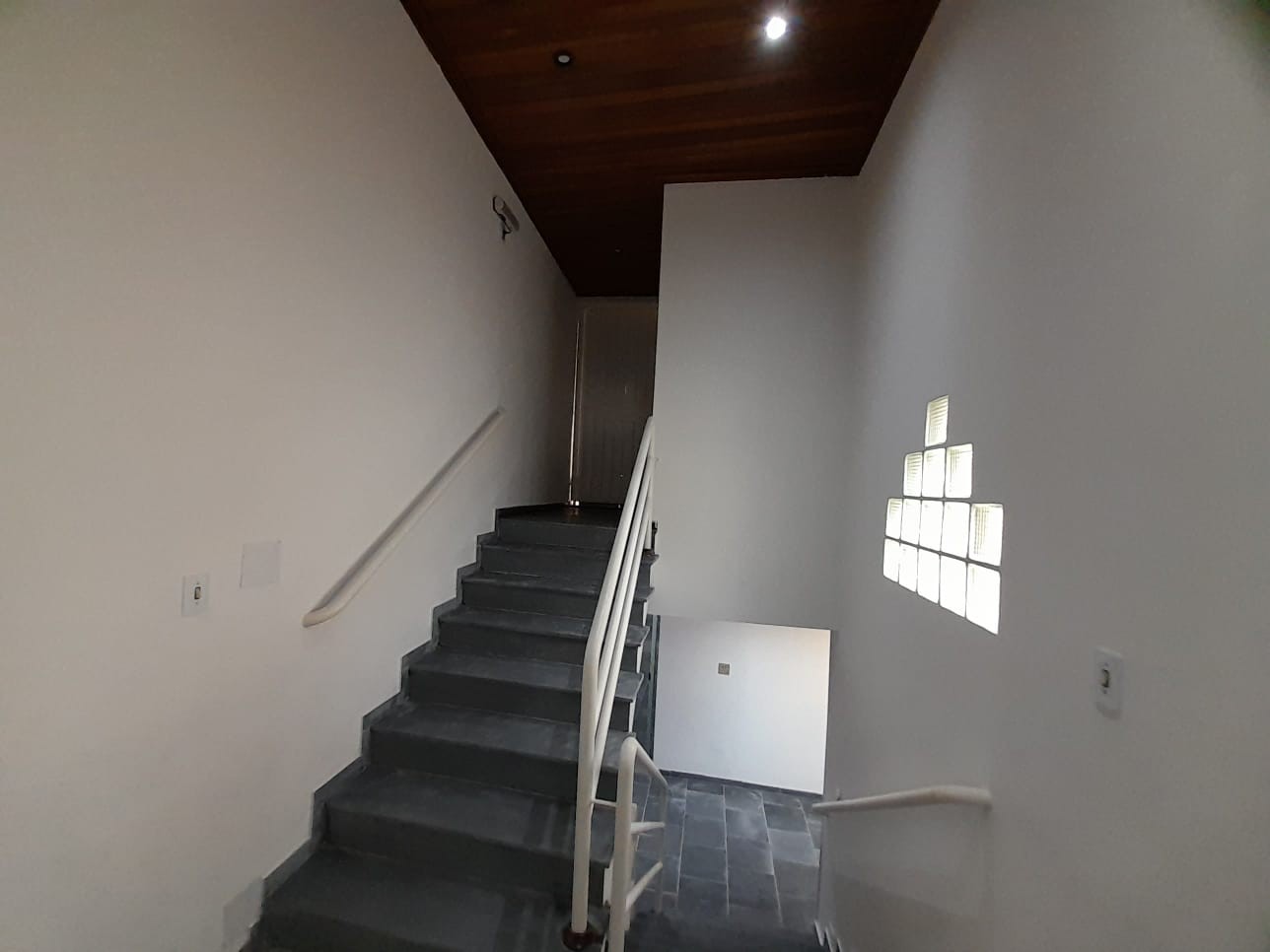 Prédio Inteiro à venda, 269m² - Foto 8