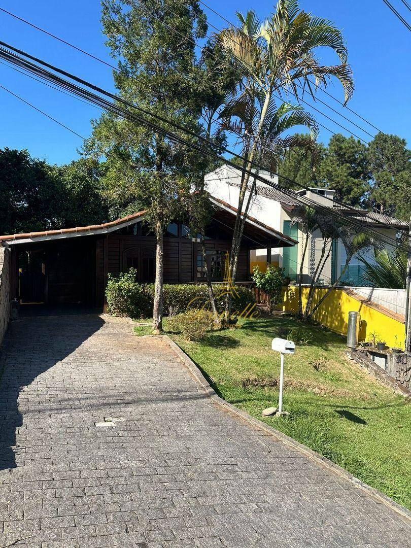 Casa de Condomínio à venda com 3 quartos, 170m² - Foto 1