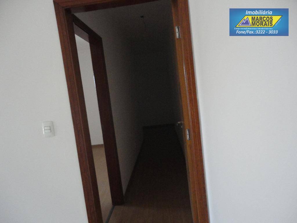 Apartamento à venda com 3 quartos, 112m² - Foto 5