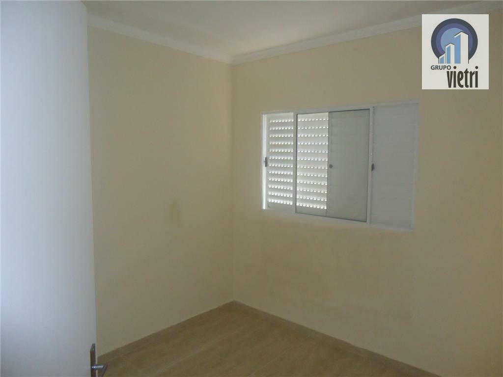 Apartamento para alugar com 3 quartos, 64m² - Foto 3