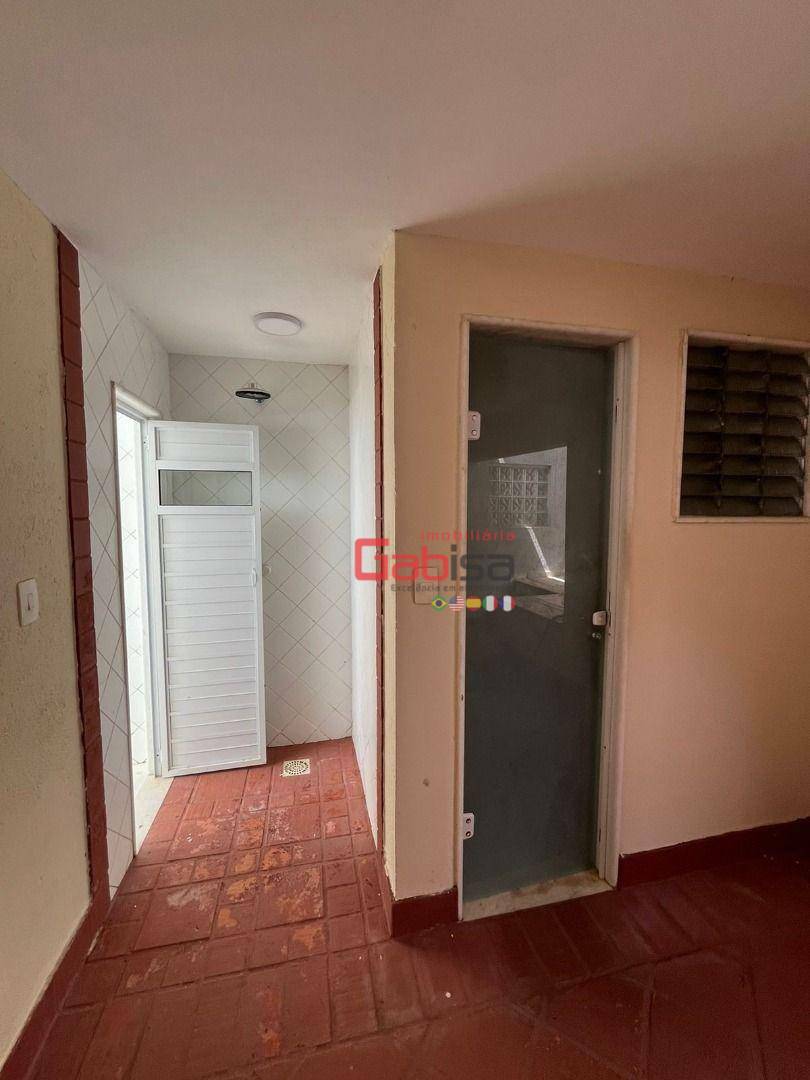 Casa à venda com 4 quartos, 220m² - Foto 40