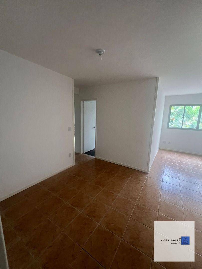 Apartamento para alugar com 3 quartos, 73m² - Foto 2