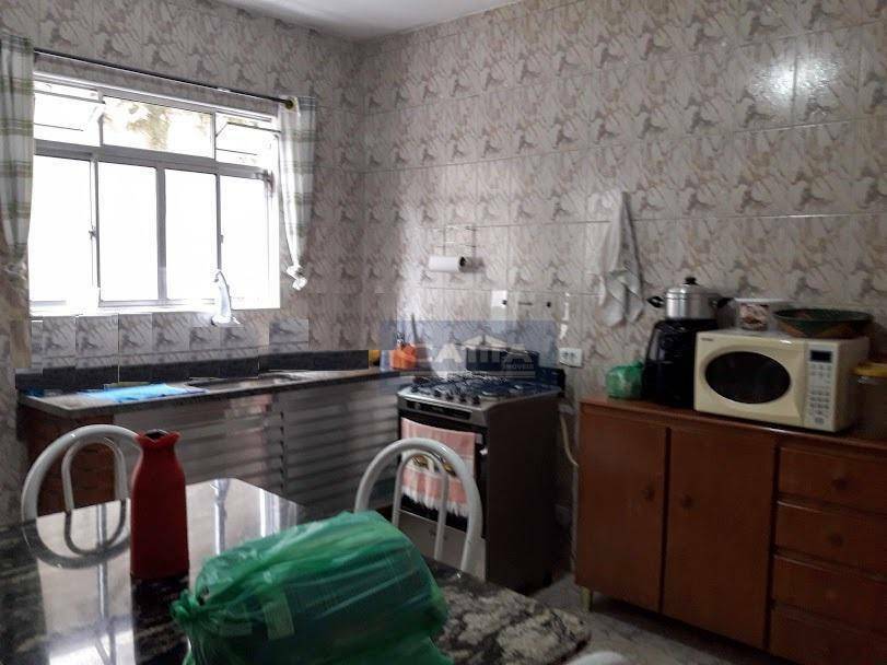 Sobrado à venda com 6 quartos, 220m² - Foto 27