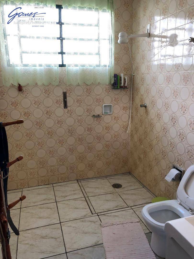 Casa à venda com 3 quartos, 400M2 - Foto 8