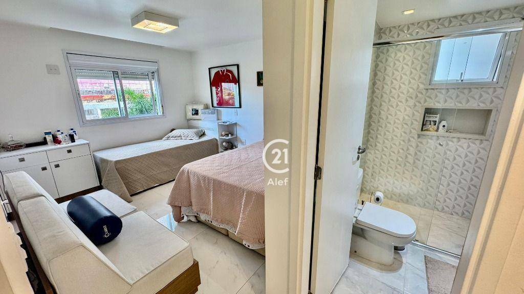 Apartamento para alugar com 3 quartos, 157m² - Foto 34