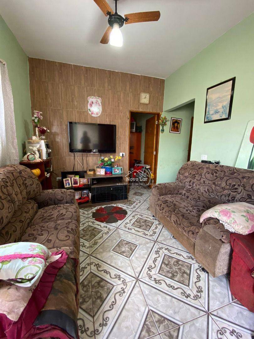 Casa à venda com 5 quartos, 244m² - Foto 3