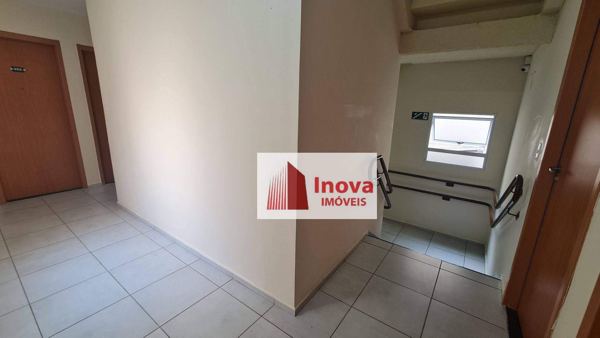 Apartamento à venda com 2 quartos, 50m² - Foto 2