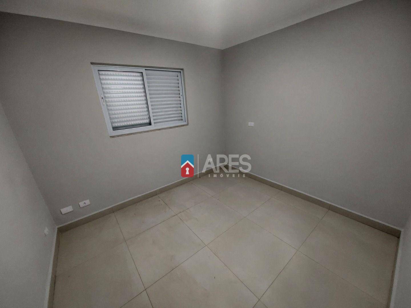 Casa à venda com 4 quartos, 270m² - Foto 10