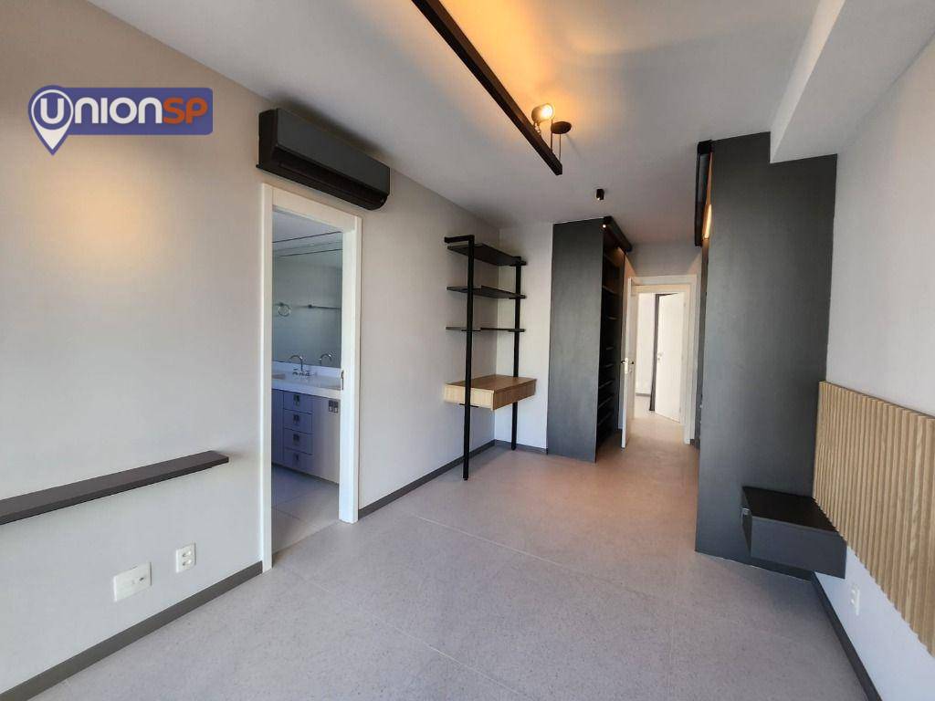 Apartamento à venda com 3 quartos, 162m² - Foto 12