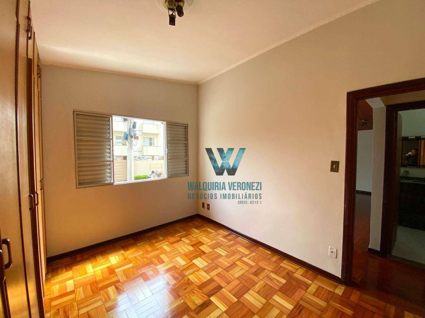 Casa à venda com 3 quartos, 148m² - Foto 8