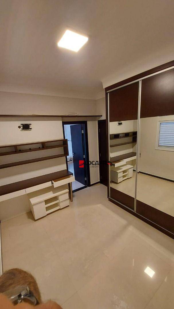 Casa de Condomínio à venda com 3 quartos, 240m² - Foto 17