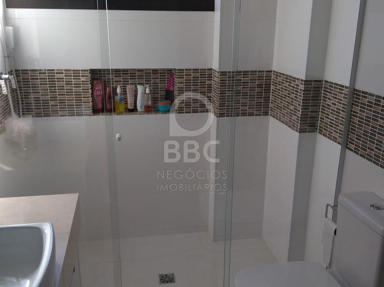 Apartamento à venda com 4 quartos, 220m² - Foto 21