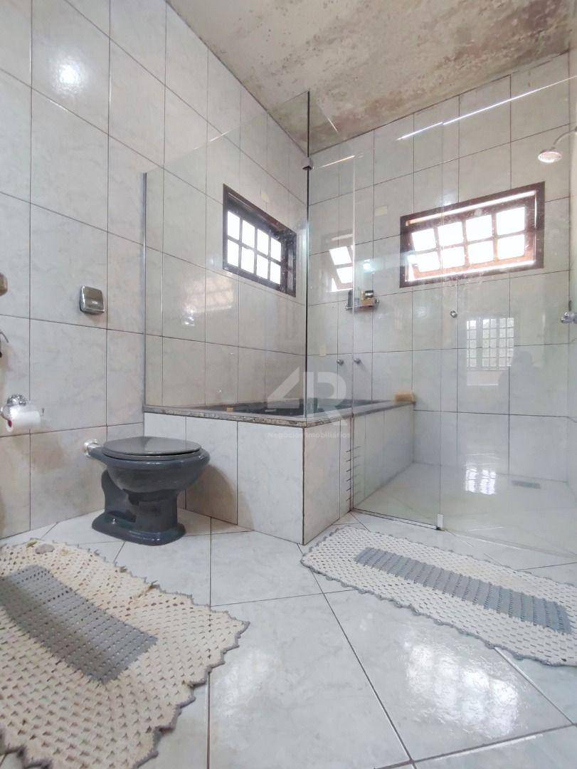 Sobrado à venda com 4 quartos, 300m² - Foto 17