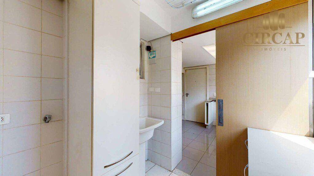 Apartamento à venda com 3 quartos, 125m² - Foto 8