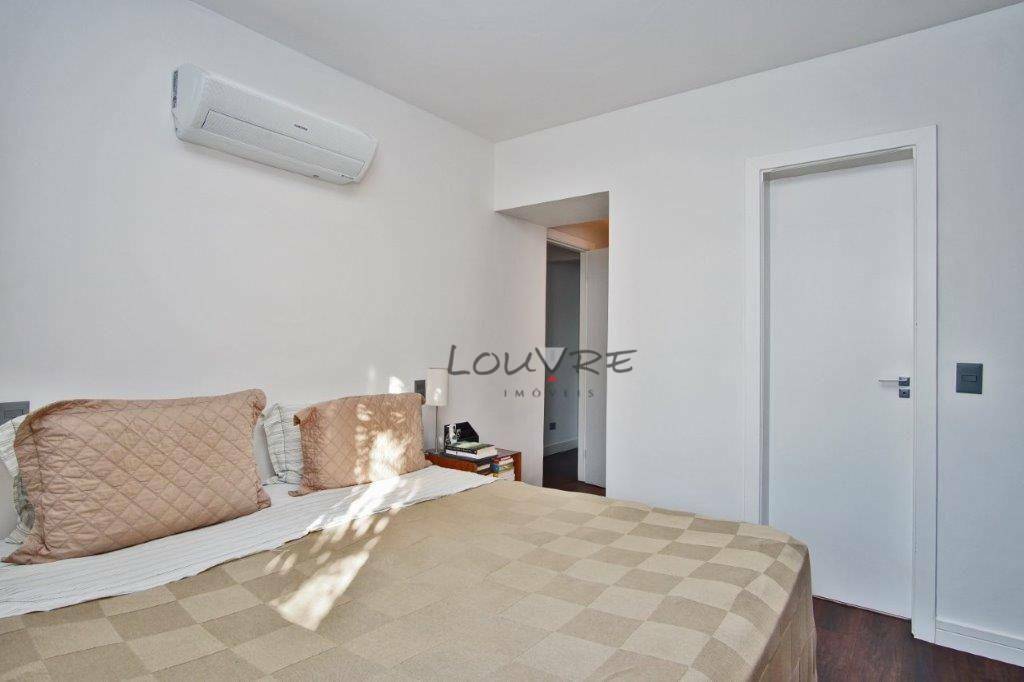 Apartamento à venda com 3 quartos, 138m² - Foto 15