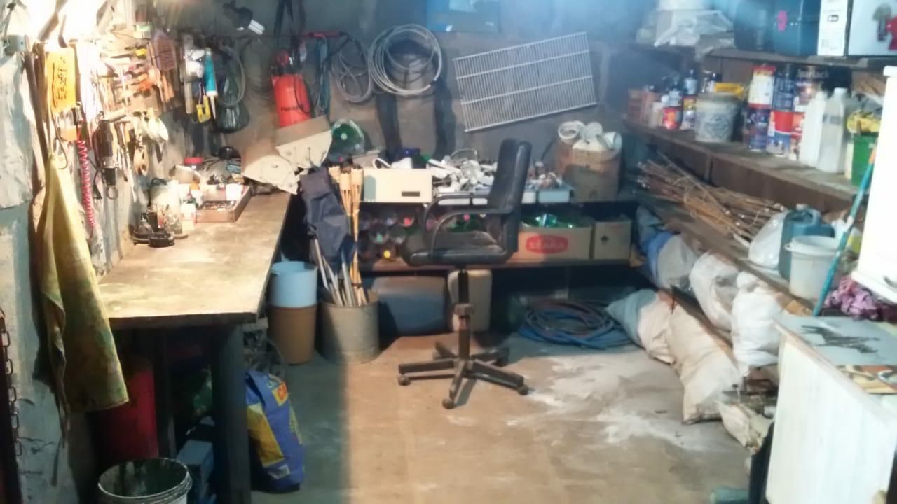 Casa à venda com 3 quartos, 60m² - Foto 13