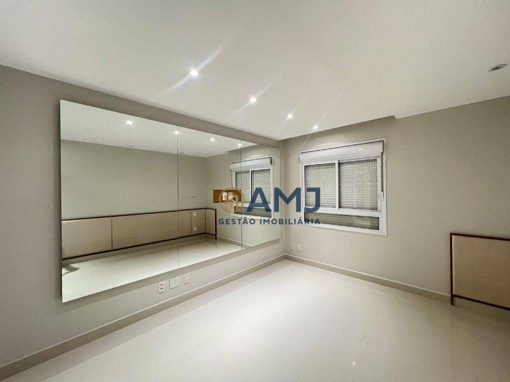 Apartamento à venda com 4 quartos, 216m² - Foto 21