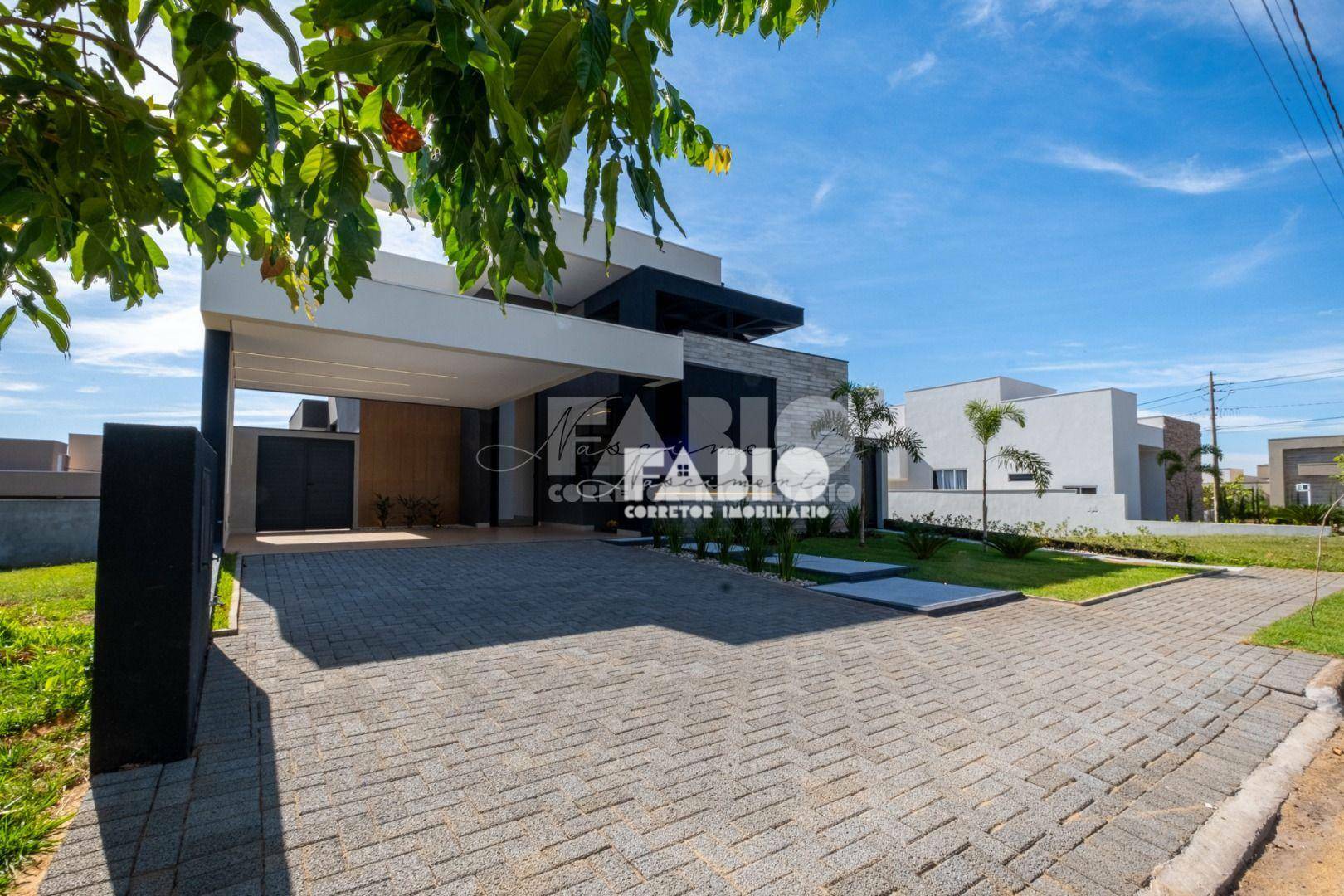 Casa à venda com 3 quartos, 223m² - Foto 2