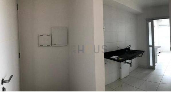 Apartamento à venda com 1 quarto, 68m² - Foto 18