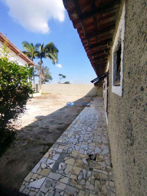 Chácara à venda com 7 quartos, 298m² - Foto 35