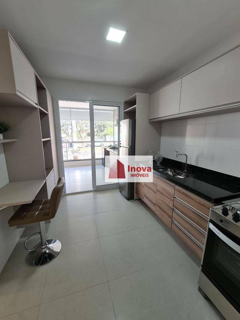 Apartamento à venda com 3 quartos, 110m² - Foto 9