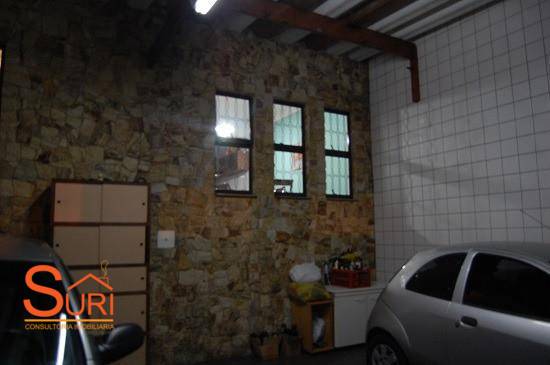 Casa à venda com 3 quartos, 250m² - Foto 18