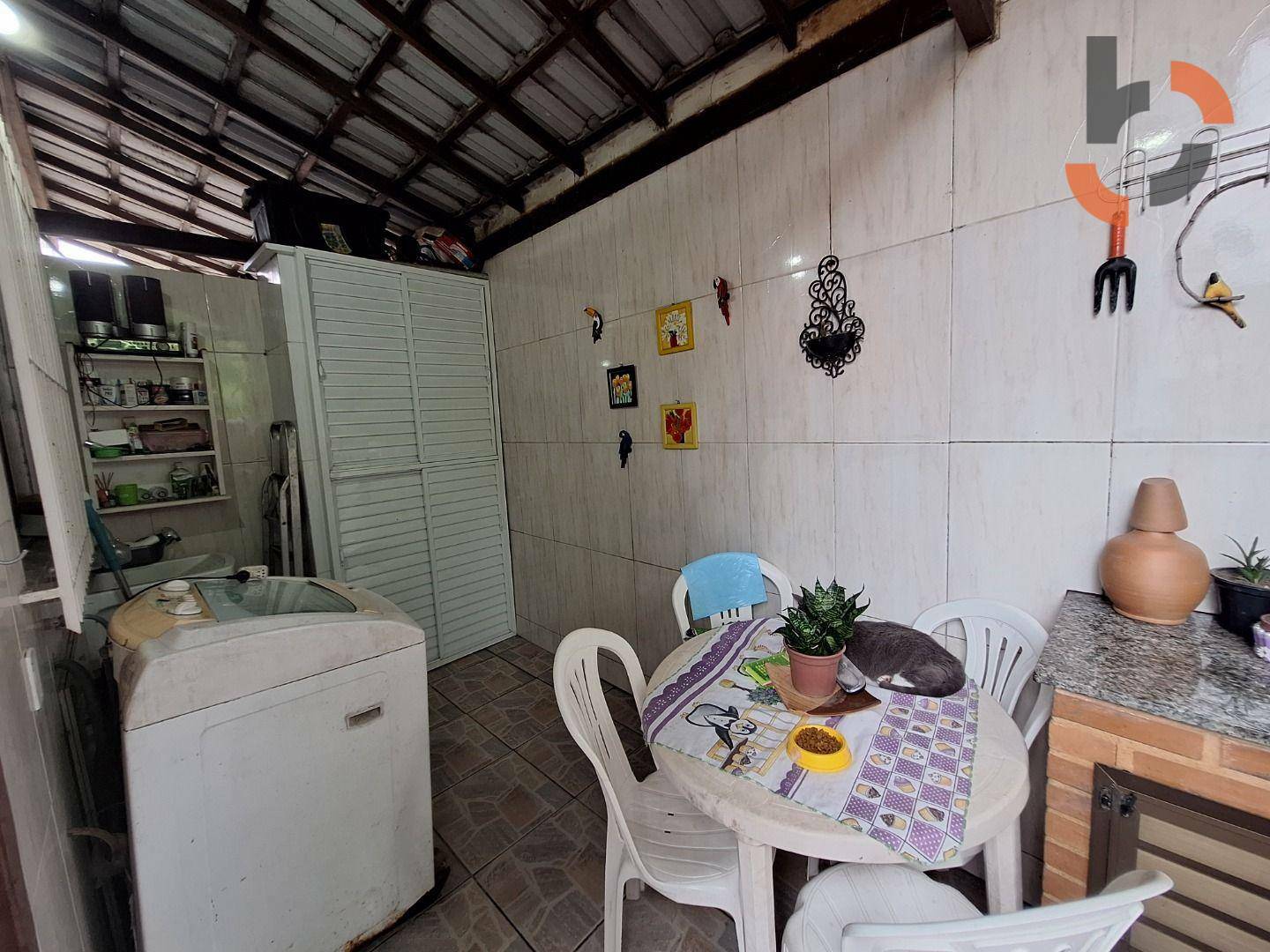 Casa à venda com 2 quartos, 69m² - Foto 8